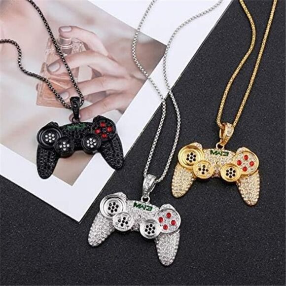 Crystal Game Controller Necklace Console System PlayStation Modern Warfare 3 NEW